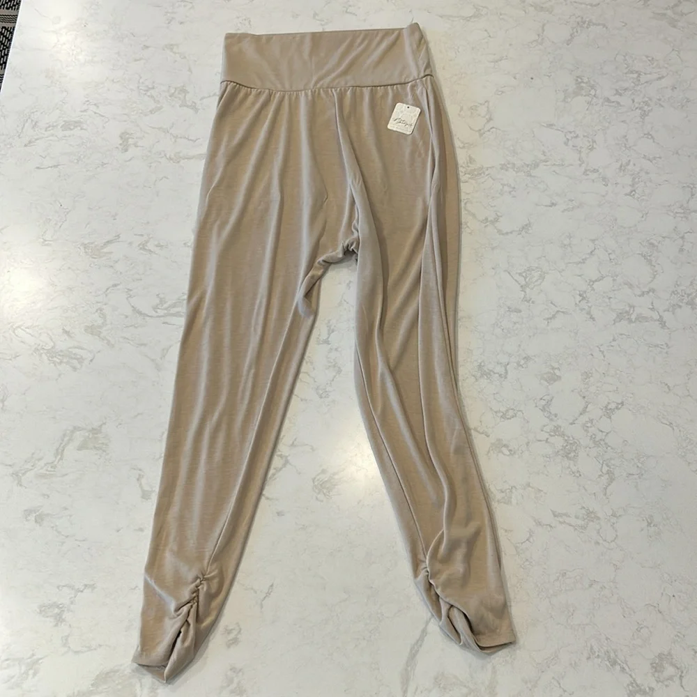 Free People Movement Echo Harem Pant Clay Small NWT